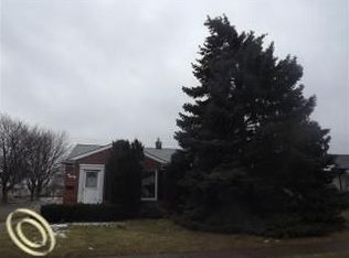 18180 Marquette St, Roseville, MI