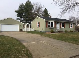 106 Berard Cir, Springfield, MA 01128