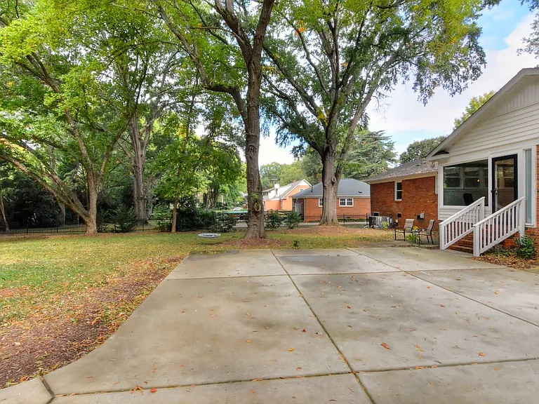 6338 Owenby Ct — Photo 23
