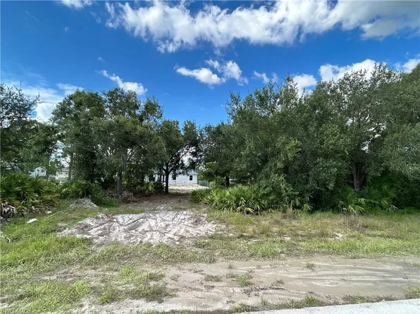 3414 5th ST SW, LEHIGH ACRES, FL 33976