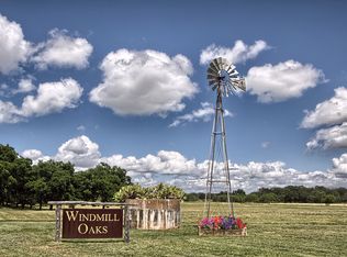 194 Windmill Oaks Ave #22, Fredericksburg, TX 78624