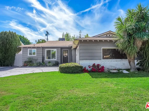 13452 Delano St, Van Nuys, CA 91401