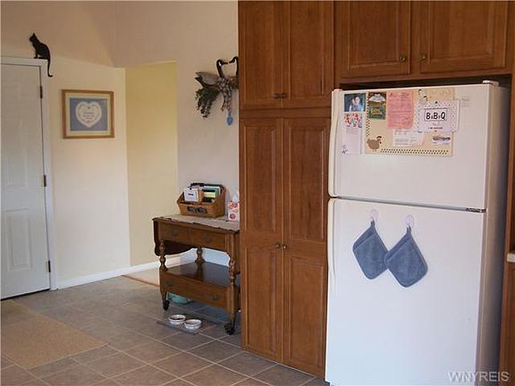 4th image of 1708 Willow Woods
