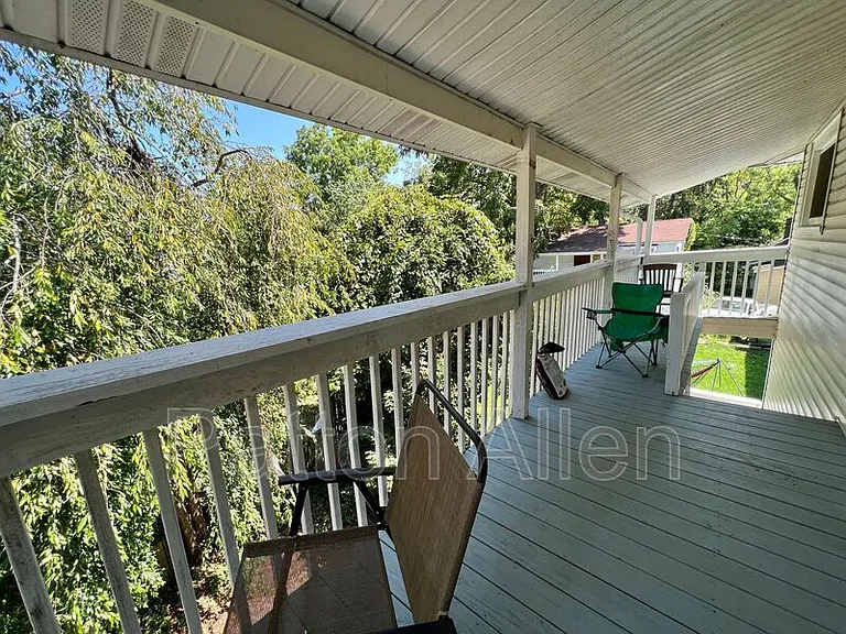19 Saluda St #4 — Photo 20