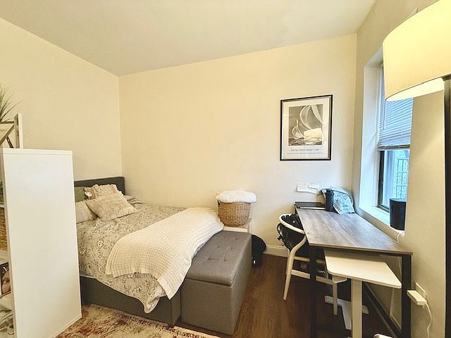 2nd image of 152 E 35th St APT 5F