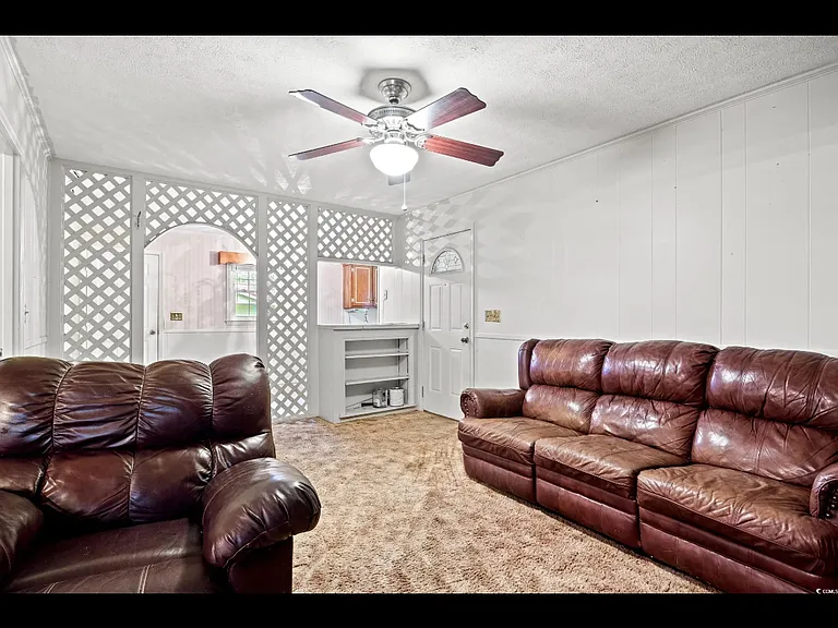 2858 Daisy Rd — Photo 15
