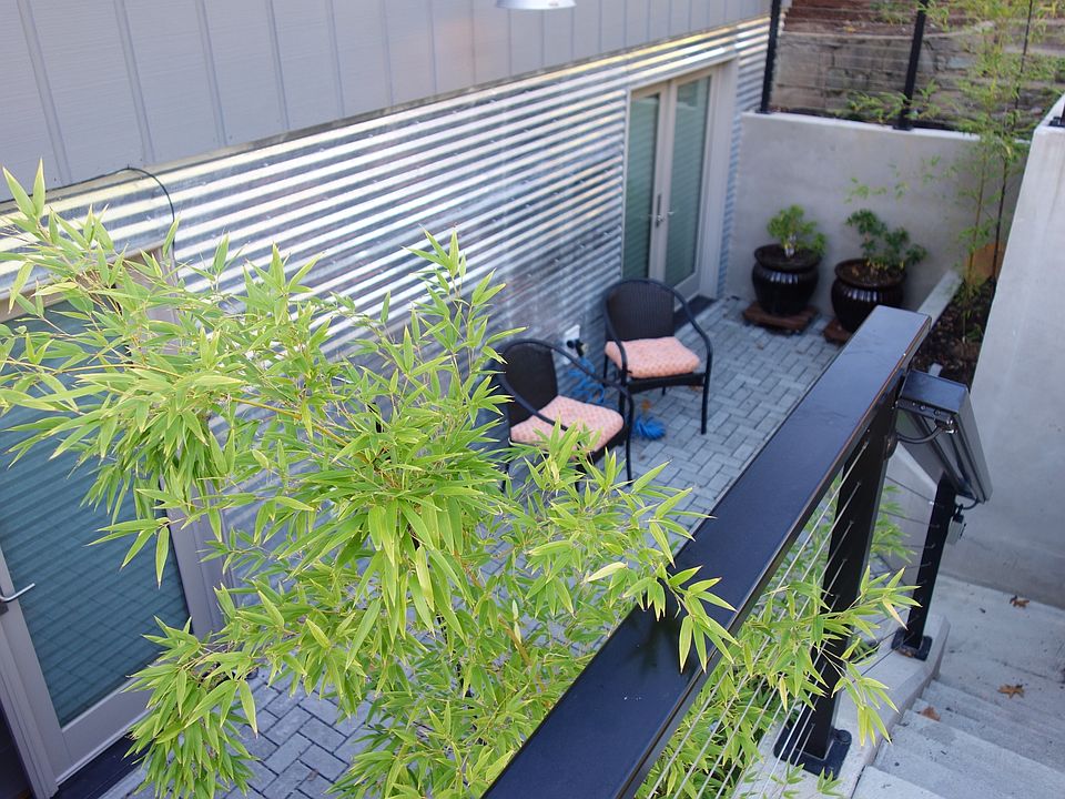 Patio, entry