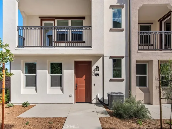 2217 W Orange #17, Anaheim, CA 92804