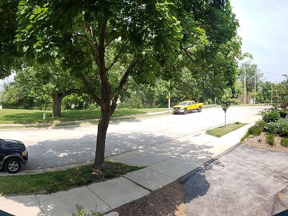 4th image of 2420 S Wentworth Ave #2