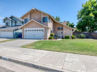 2326 N Carol Ave, Fresno, CA 93722
