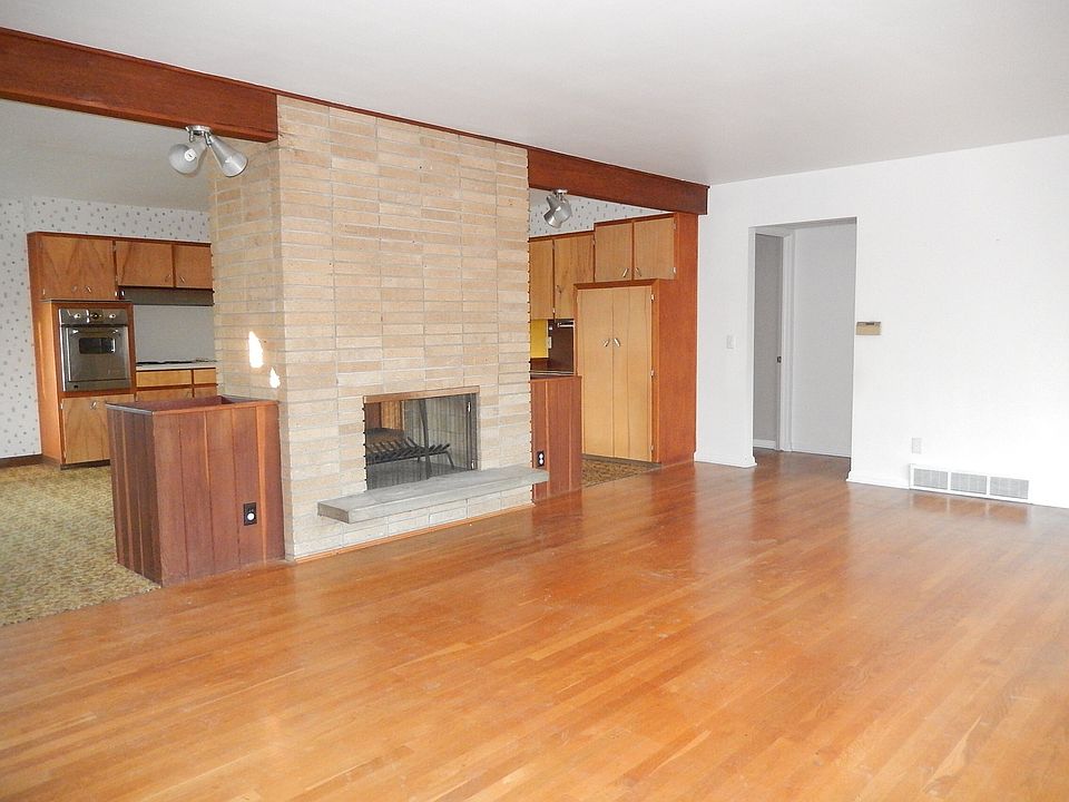 1st image of 2316 Elliott St SE