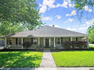 3715 Pine Park Dr, Baton Rouge, LA 70809