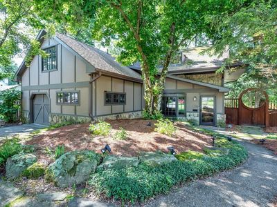 1016 E Maxwell Ln, Bloomington, IN, 47401