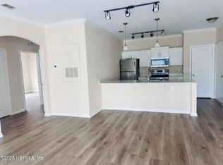 8290 Gate Pkwy W UNIT 213, Jacksonville, FL 32216