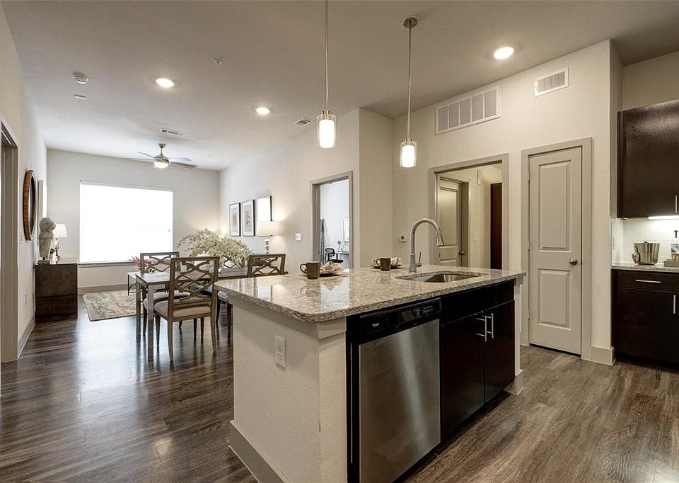 1st image of 8877 Frankway Dr APT 2249