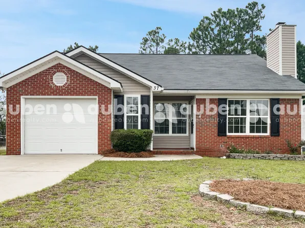 37 Camp Creek Dr, Elgin, SC 29045
