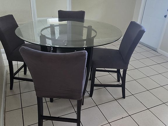 4th image of 848 NW 10th St #844