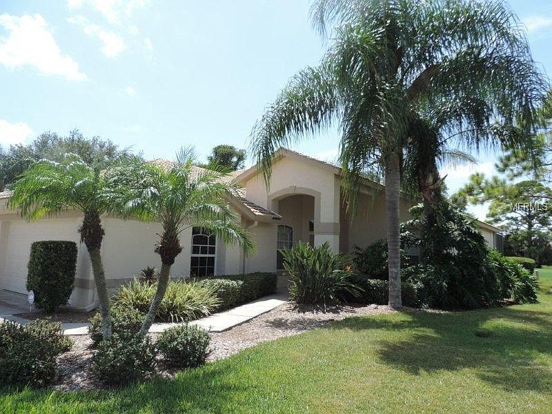 1st image of 9506 Forest Hills Cir