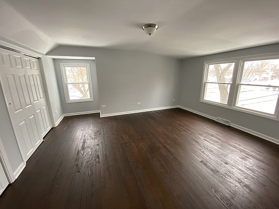 4th image of 806 Kenilworth Ave
