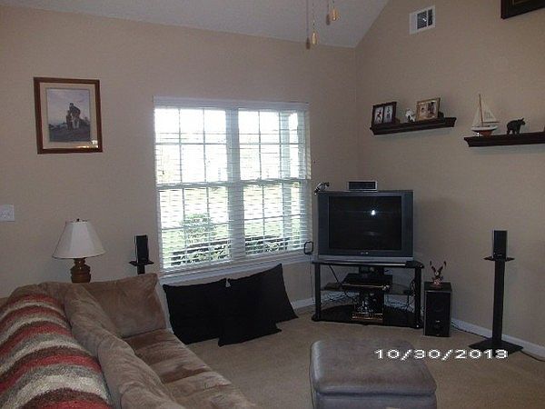 2nd image of 208 Chimney Rock Rd