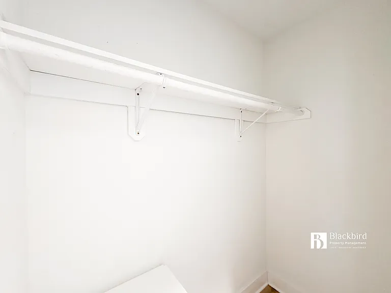 1011 18th St NE — Photo 23