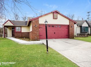 11111 Essen Ct, Indianapolis, IN 46235