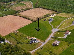 29 Anchorage Ln, Gore, VA 22637