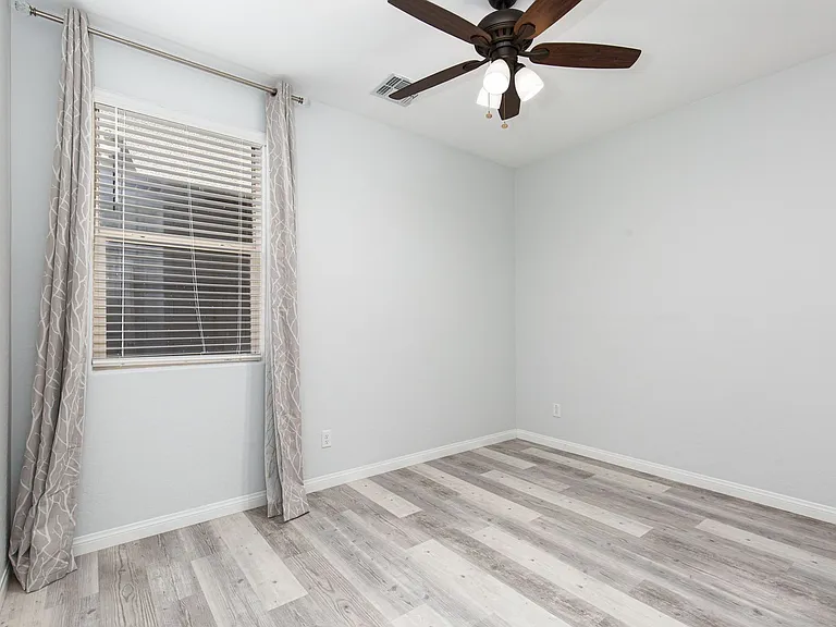 12586 Huckleberry Oak Ave — Photo 17
