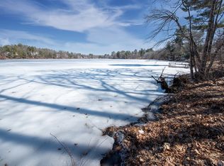 38 Taylor St, Georgetown, MA 01833