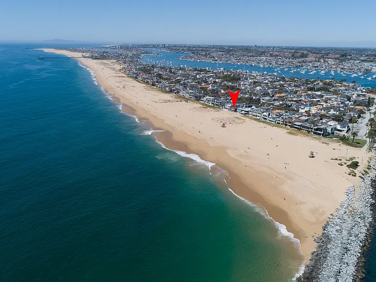 2124 E Oceanfront — Photo 34