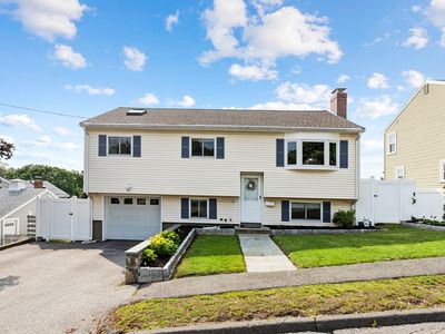 10 Murdock Dr, Peabody, MA, 01960