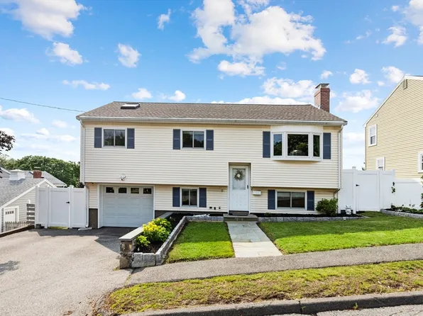 10 Murdock Dr, Peabody, MA 01960