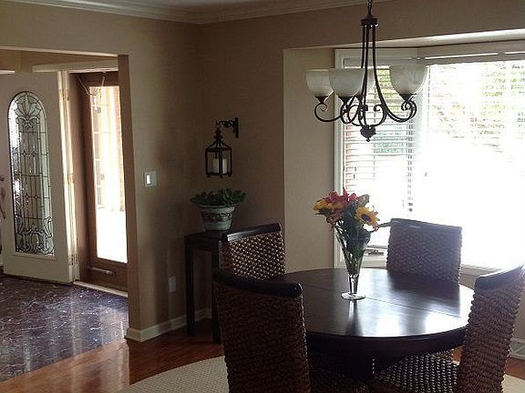 4th image of 8509 S Country Club Dr