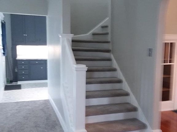 4th image of 313 S Jameson Ave