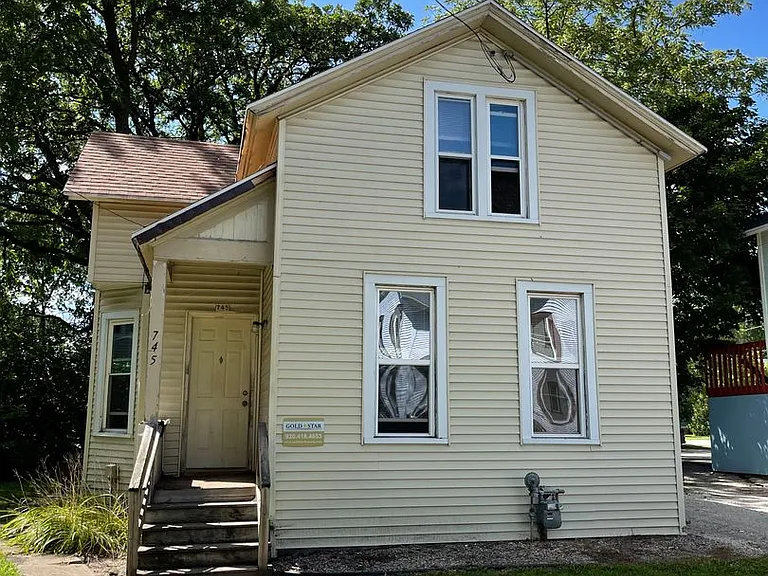 745 Wisconsin — Photo 10