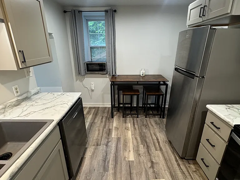 189 Saint Marys St #1 — Photo 7