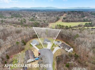 797 Kings Row, Cohutta, GA 30710