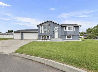 17421 N West Trail Ct, Colbert, WA 99005