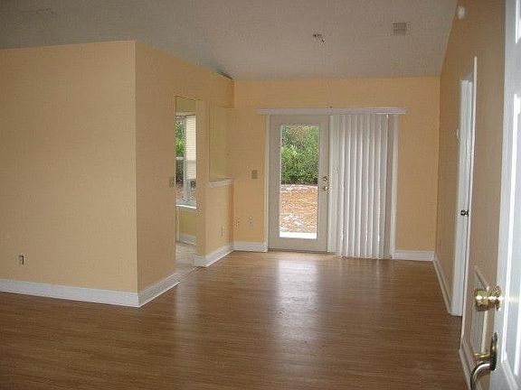 2nd image of 2793 Beaver Dr