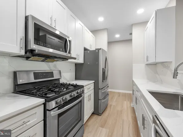 11345 Aristotle Dr #6-311, Fairfax, VA 22030