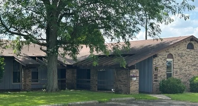 Plymouth Village Apartments — Photo 10