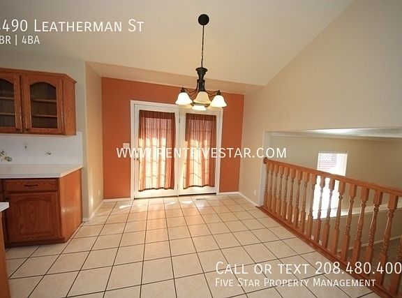 3rd image of 4490 Leatherman St