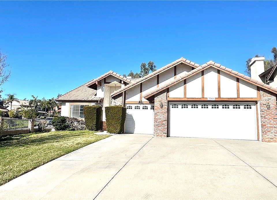 1st image of 3064 Shauna Dr