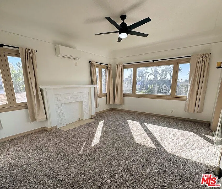4 bed, 2.0 bath, 4636 sqft, $4,100 — Photo 4