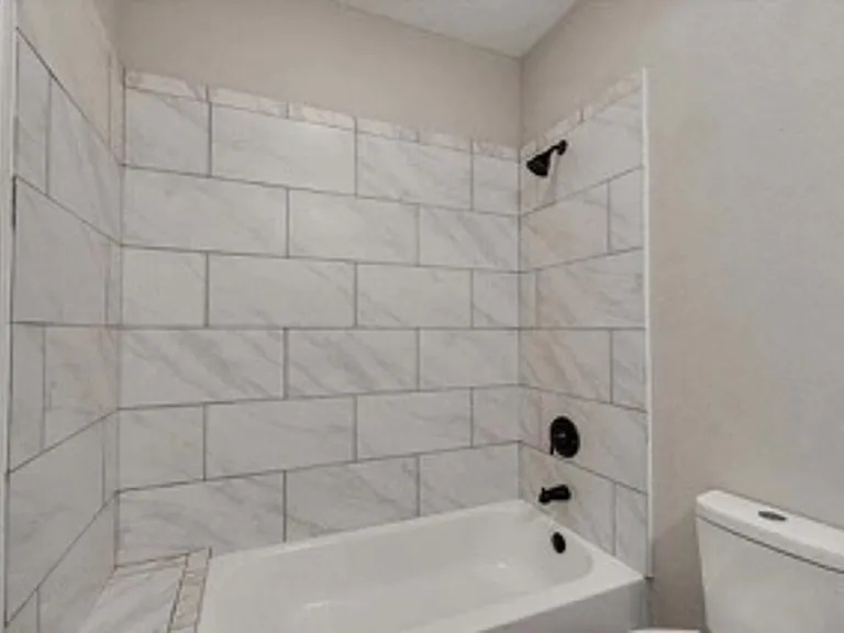 18 Michigan Ln #2 — Photo 33