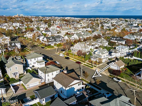3rd image of 203 4th Avenue