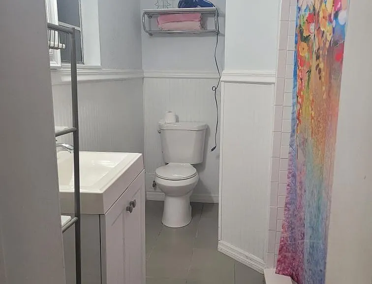 1360 Daytona Ave — Photo 11