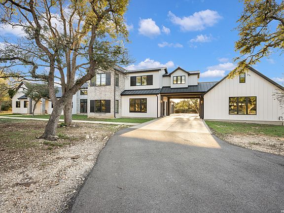 3rd image of 31952 Smithson Valley