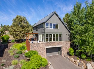 286 Willamette Park Ln, Redmond, OR 97756