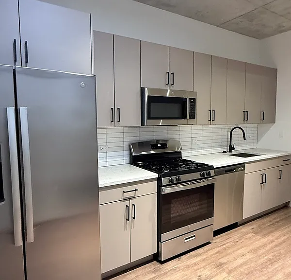 760 N Hudson Ave #720 — Photo 2